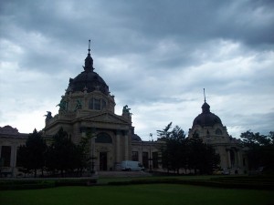 16 Haziran 2009 - Szechenyi Termal Hamam, Sehir Parki, Budapeste, Macaristan -01-