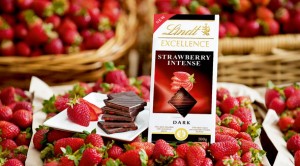 Lindt - Excellence - Intense Strawberry aka Yogun Cilek